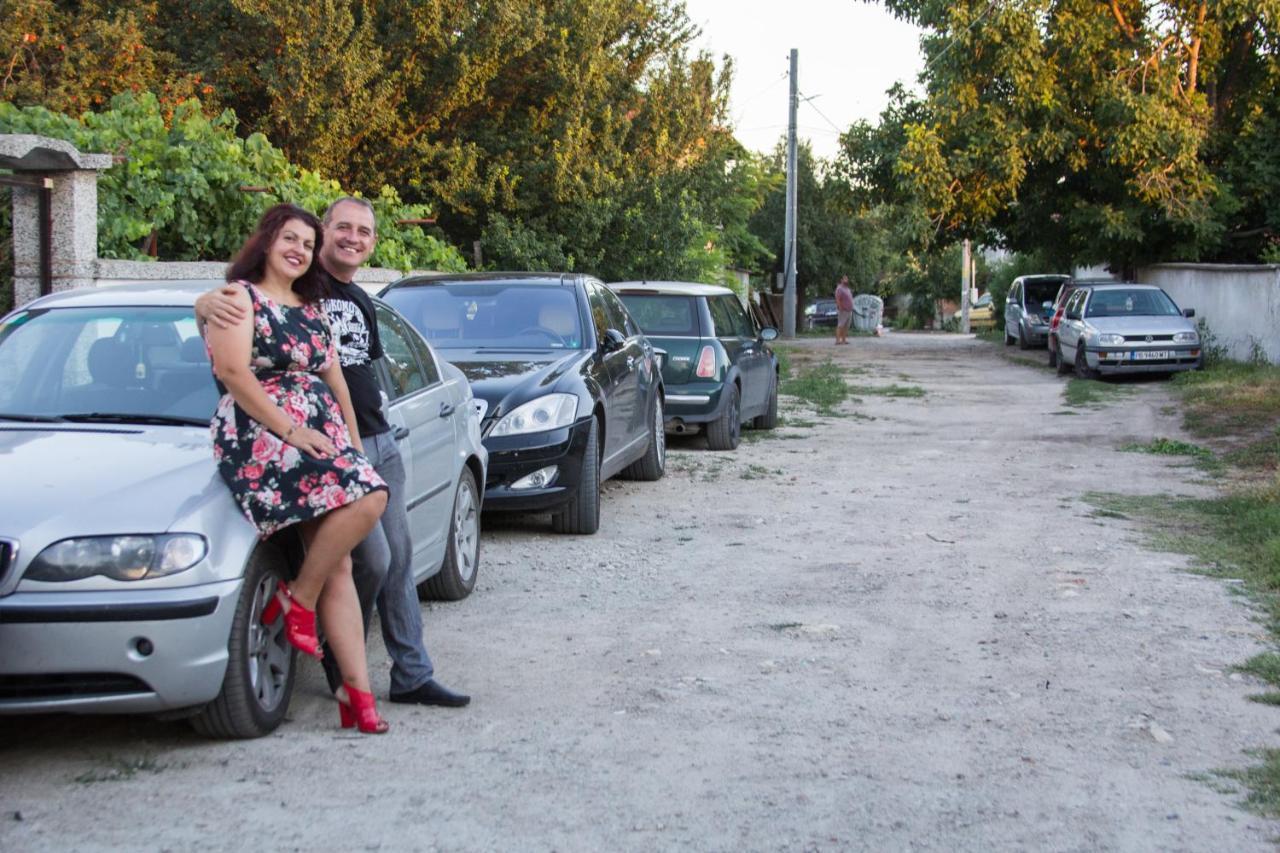Вила Топи Kaloyanovo  Kültér fotó